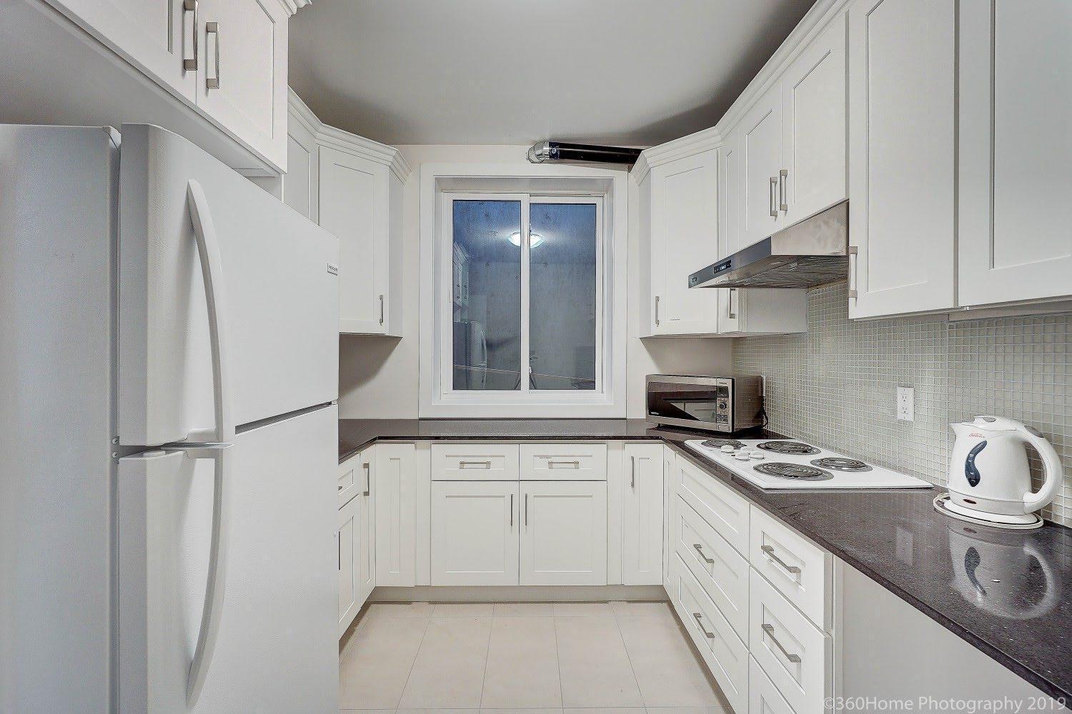 F Homestay-Vancouver Ca Уэст-Ванкувер Экстерьер фото
